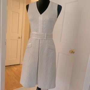 Stunning Badgley Mischka ivory cocktail dress